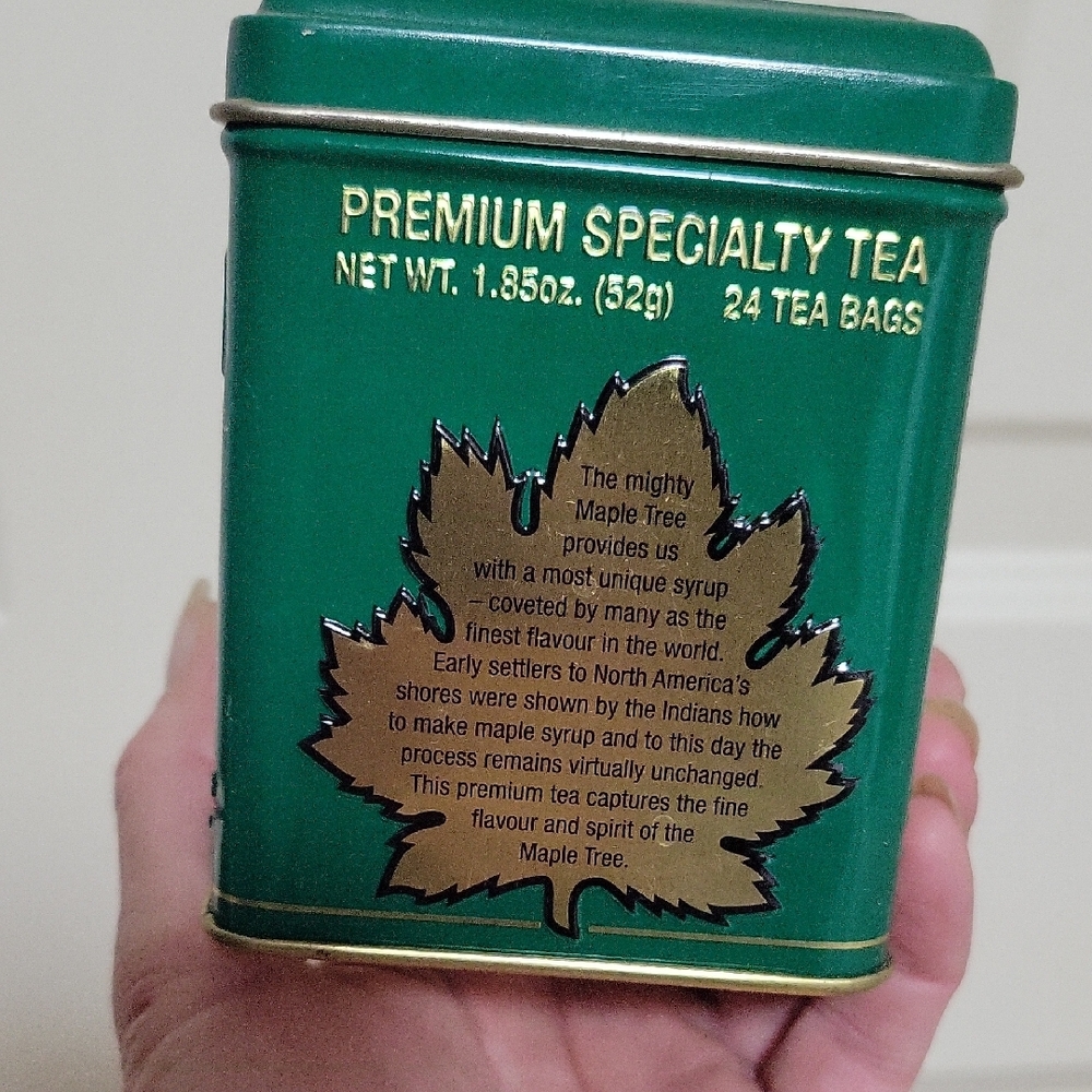 Maple Tea Tin - Picture 2 of 5